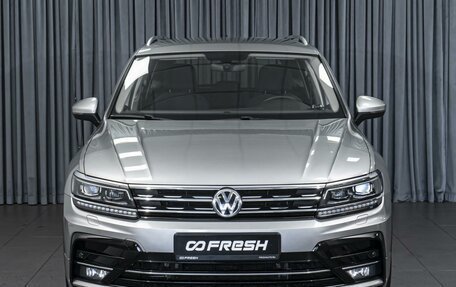 Volkswagen Tiguan II, 2018 год, 2 798 000 рублей, 3 фотография