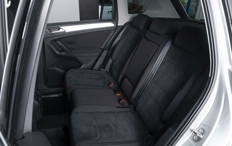 Volkswagen Tiguan II, 2018 год, 2 798 000 рублей, 9 фотография