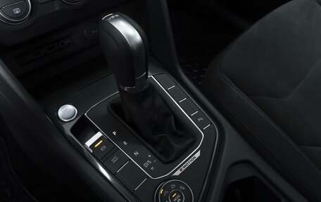 Volkswagen Tiguan II, 2018 год, 2 798 000 рублей, 12 фотография