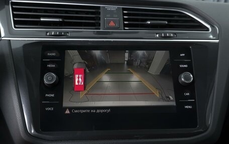 Volkswagen Tiguan II, 2018 год, 2 798 000 рублей, 14 фотография