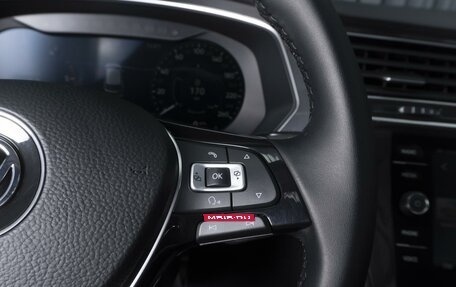 Volkswagen Tiguan II, 2018 год, 2 798 000 рублей, 22 фотография