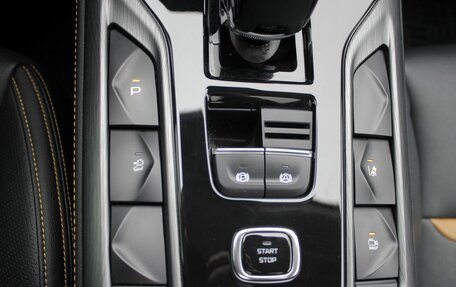 FAW Bestune T77, 2022 год, 1 885 000 рублей, 15 фотография