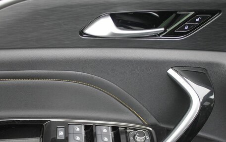 FAW Bestune T77, 2022 год, 1 885 000 рублей, 17 фотография