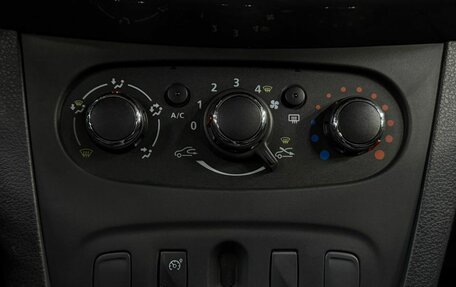 Renault Sandero II рестайлинг, 2019 год, 949 888 рублей, 20 фотография