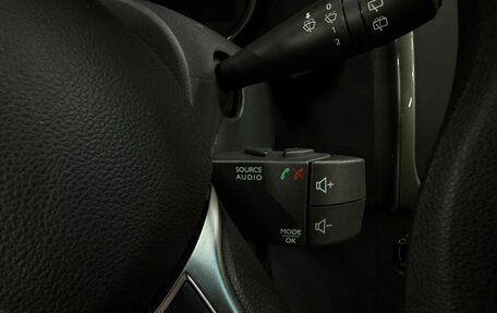 Renault Sandero II рестайлинг, 2019 год, 949 888 рублей, 17 фотография