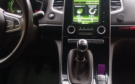 Renault Espace V рестайлинг, 2016 год, 1 400 000 рублей, 20 фотография