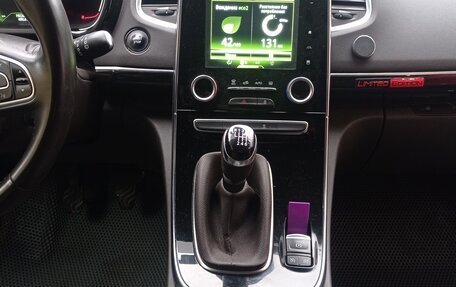 Renault Espace V рестайлинг, 2016 год, 1 400 000 рублей, 33 фотография