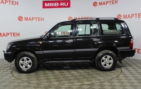 Toyota Land Cruiser 100 рестайлинг 2, 2004 год, 1 785 000 рублей, 8 фотография
