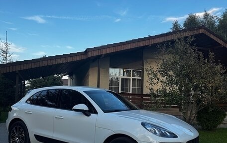 Porsche Macan I рестайлинг, 2015 год, 2 700 000 рублей, 1 фотография