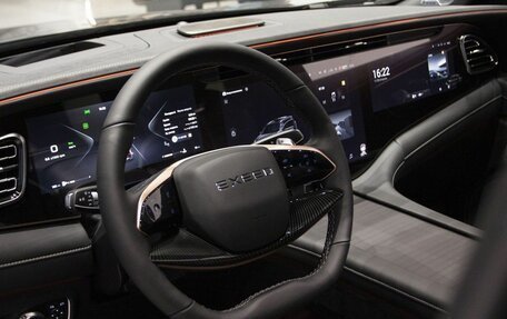 CheryExeed VX, 2024 год, 5 640 000 рублей, 14 фотография
