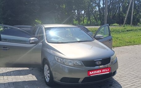 KIA Cerato III, 2010 год, 750 000 рублей, 4 фотография