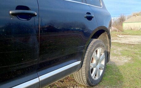 Volkswagen Touareg III, 2005 год, 699 999 рублей, 20 фотография