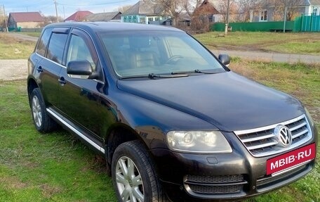 Volkswagen Touareg III, 2005 год, 699 999 рублей, 16 фотография