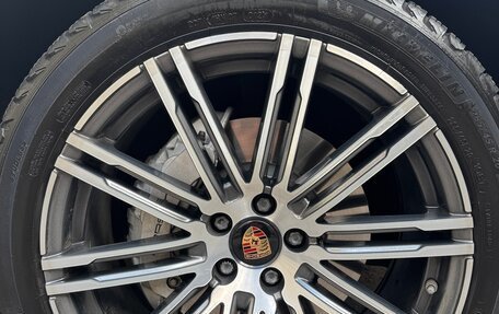 Porsche Macan I рестайлинг, 2015 год, 2 700 000 рублей, 10 фотография