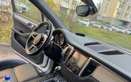 Porsche Macan I рестайлинг, 2015 год, 2 700 000 рублей, 22 фотография