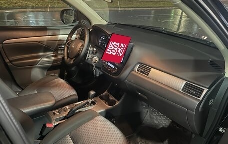 Mitsubishi Outlander III рестайлинг 3, 2014 год, 1 750 000 рублей, 8 фотография