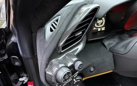 Ferrari 488, 2019 год, 46 500 000 рублей, 34 фотография