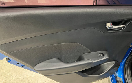 Hyundai Solaris II рестайлинг, 2017 год, 1 049 000 рублей, 12 фотография