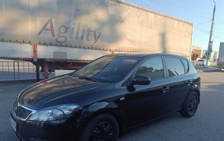 KIA cee'd I рестайлинг, 2010 год, 830 000 рублей, 2 фотография