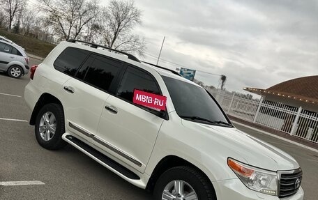 Toyota Land Cruiser 200, 2014 год, 3 950 000 рублей, 6 фотография