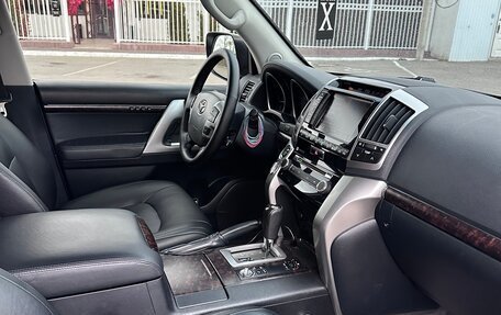 Toyota Land Cruiser 200, 2014 год, 3 950 000 рублей, 9 фотография