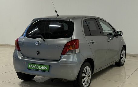 Toyota Yaris III рестайлинг, 2009 год, 470 000 рублей, 4 фотография