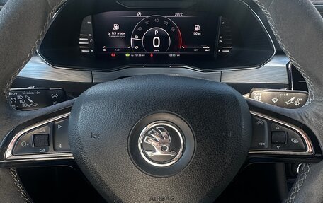 Skoda Superb III рестайлинг, 2020 год, 2 950 000 рублей, 4 фотография