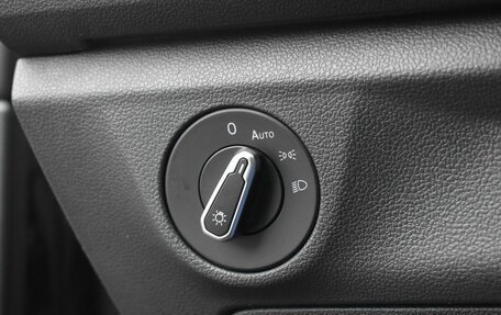 Volkswagen Jetta VII, 2020 год, 1 999 999 рублей, 15 фотография