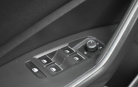 Volkswagen Jetta VII, 2020 год, 1 999 999 рублей, 16 фотография