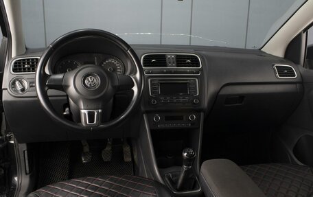 Volkswagen Polo VI (EU Market), 2013 год, 760 000 рублей, 6 фотография