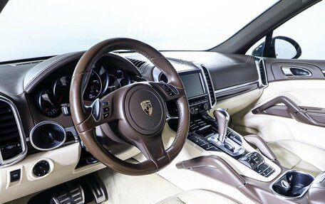 Porsche Cayenne III, 2013 год, 2 690 000 рублей, 14 фотография