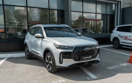 Chery Tiggo 4 I рестайлинг, 2025 год, 2 220 000 рублей, 24 фотография