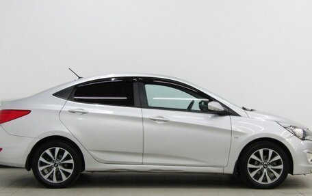 Hyundai Solaris II рестайлинг, 2015 год, 770 000 рублей, 9 фотография