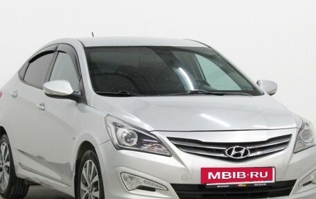 Hyundai Solaris II рестайлинг, 2015 год, 770 000 рублей, 10 фотография