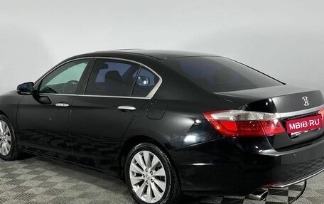 Honda Accord IX рестайлинг, 2013 год, 1 680 000 рублей, 6 фотография