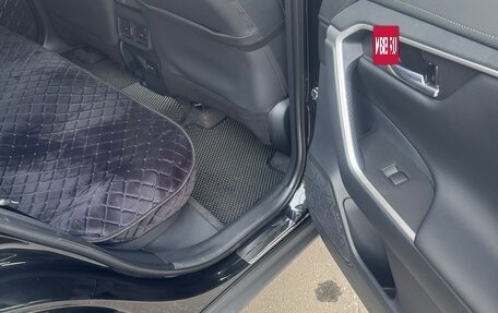 Toyota RAV4, 2024 год, 4 050 000 рублей, 14 фотография