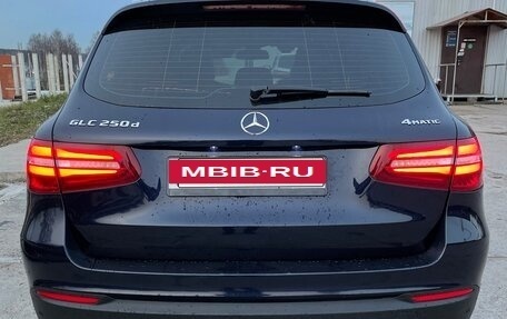 Mercedes-Benz GLC, 2017 год, 2 700 000 рублей, 2 фотография