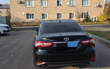 Toyota Camry, 2022 год, 3 400 000 рублей, 4 фотография