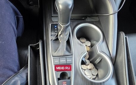 Toyota Camry, 2022 год, 3 400 000 рублей, 17 фотография