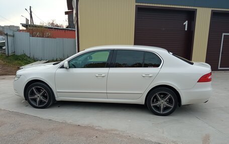 Skoda Superb III рестайлинг, 2013 год, 1 270 000 рублей, 7 фотография