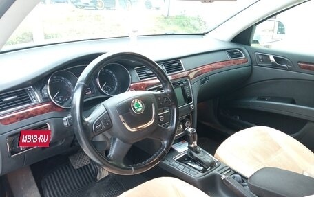 Skoda Superb III рестайлинг, 2013 год, 1 270 000 рублей, 10 фотография