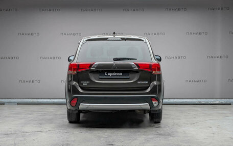 Mitsubishi Outlander III рестайлинг 3, 2018 год, 1 535 000 рублей, 4 фотография