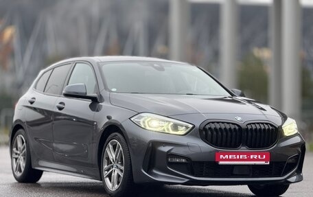 BMW 1 серия, 2021 год, 2 990 000 рублей, 3 фотография