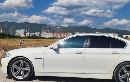 BMW 5 серия, 2011 год, 1 550 000 рублей, 3 фотография