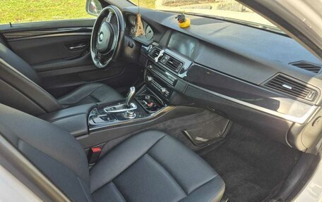 BMW 5 серия, 2011 год, 1 550 000 рублей, 8 фотография