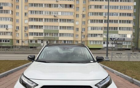 Toyota RAV4, 2025 год, 3 930 000 рублей, 4 фотография