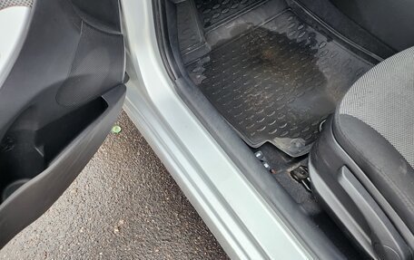 Hyundai Solaris II рестайлинг, 2013 год, 520 000 рублей, 15 фотография