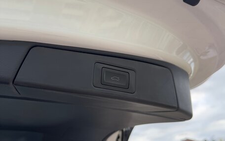 Toyota RAV4, 2025 год, 3 930 000 рублей, 23 фотография