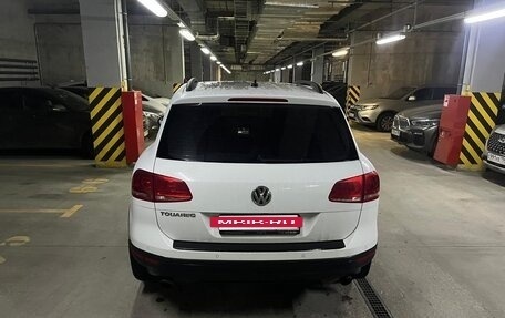 Volkswagen Touareg III, 2016 год, 2 390 000 рублей, 4 фотография