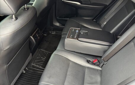 Toyota Camry, 2015 год, 2 700 000 рублей, 23 фотография